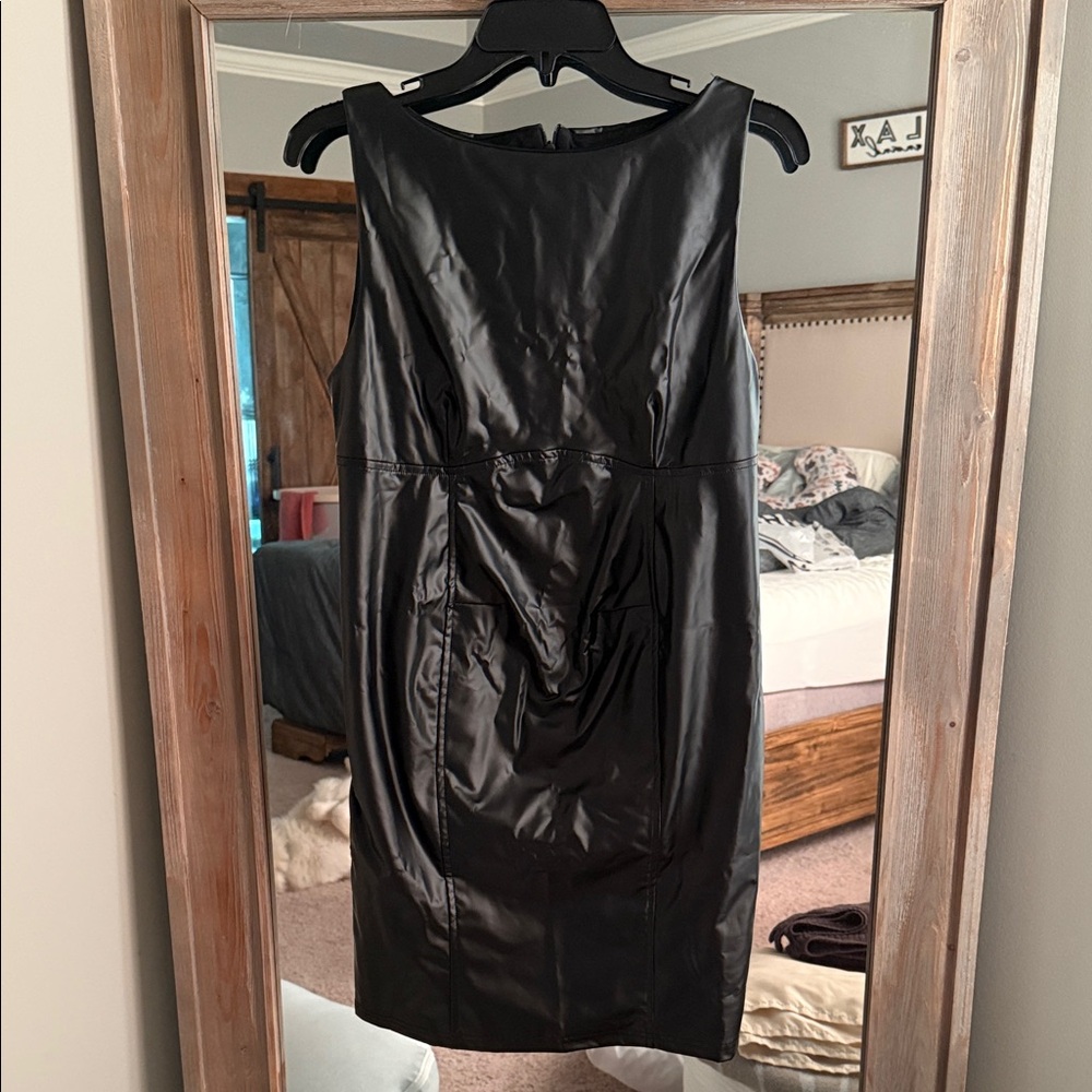 SHEIN Classic Black Faux Leather Zippered Dress